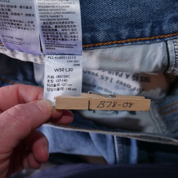 Levis 550 Relaxed Fit Tapered Leg Denim Jeans Men's Size 50x30 Stonewashed Blue - Picture 9 of 11